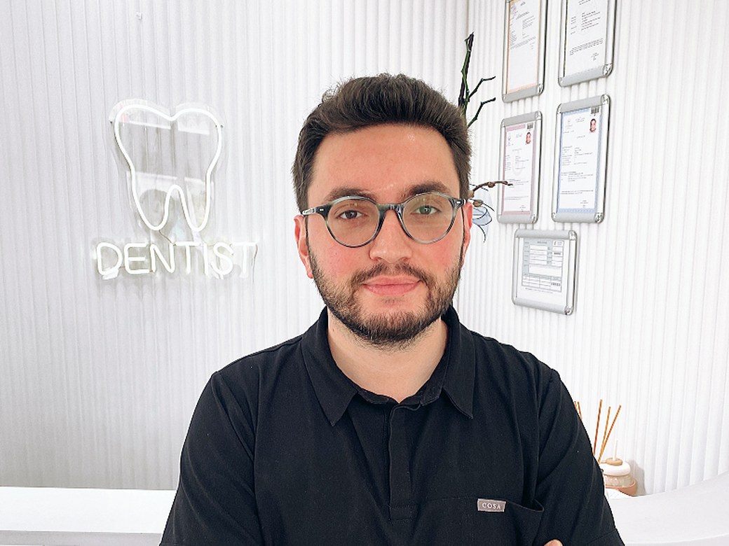 Dt. Gökhan Öztürk, dentist at EsteQuality in Istanbul